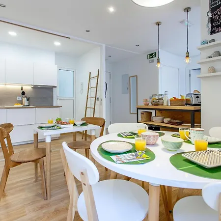 Garden Bed and breakfast 4*