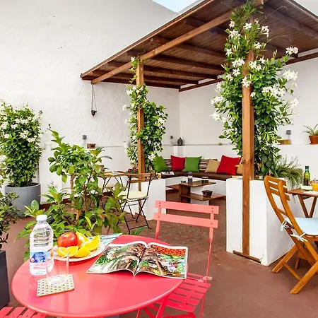 Garden 2* Valence